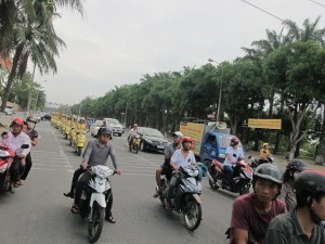 PG, PB chạy roadshow bằng xe ô tô, xe máy ở cho thegioididong.com tại nghệ an