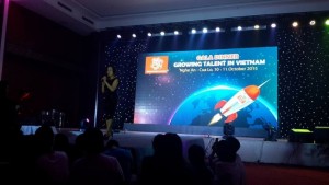 Báo giá chương trình gala dinner team building