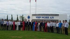 Chào Mừng Thủ Tưởng Chính Phủ Về Tham Quan VSIP Nghệ An